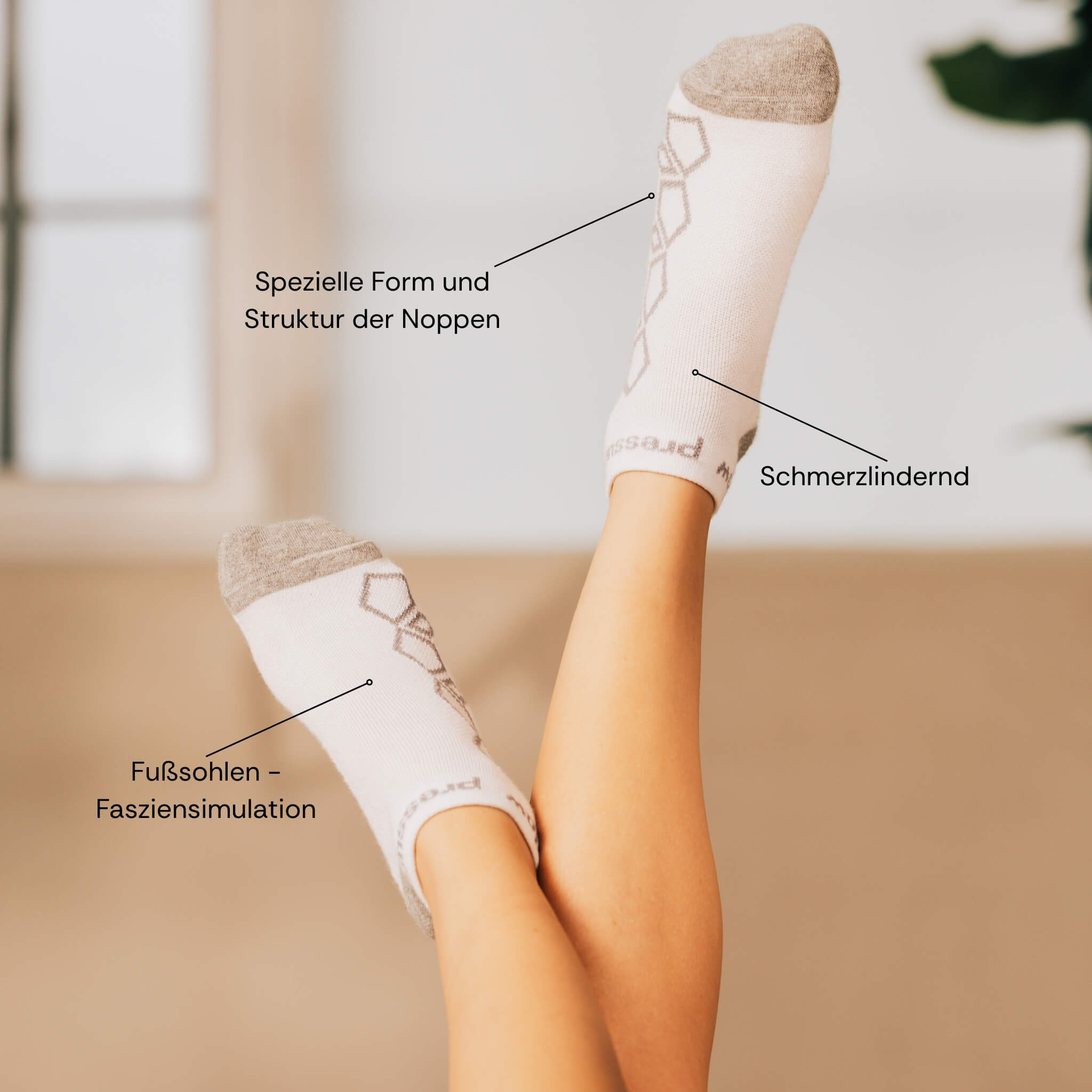 deuser-band-motion-sneaker-socken-wei-39-42-noppen image 2