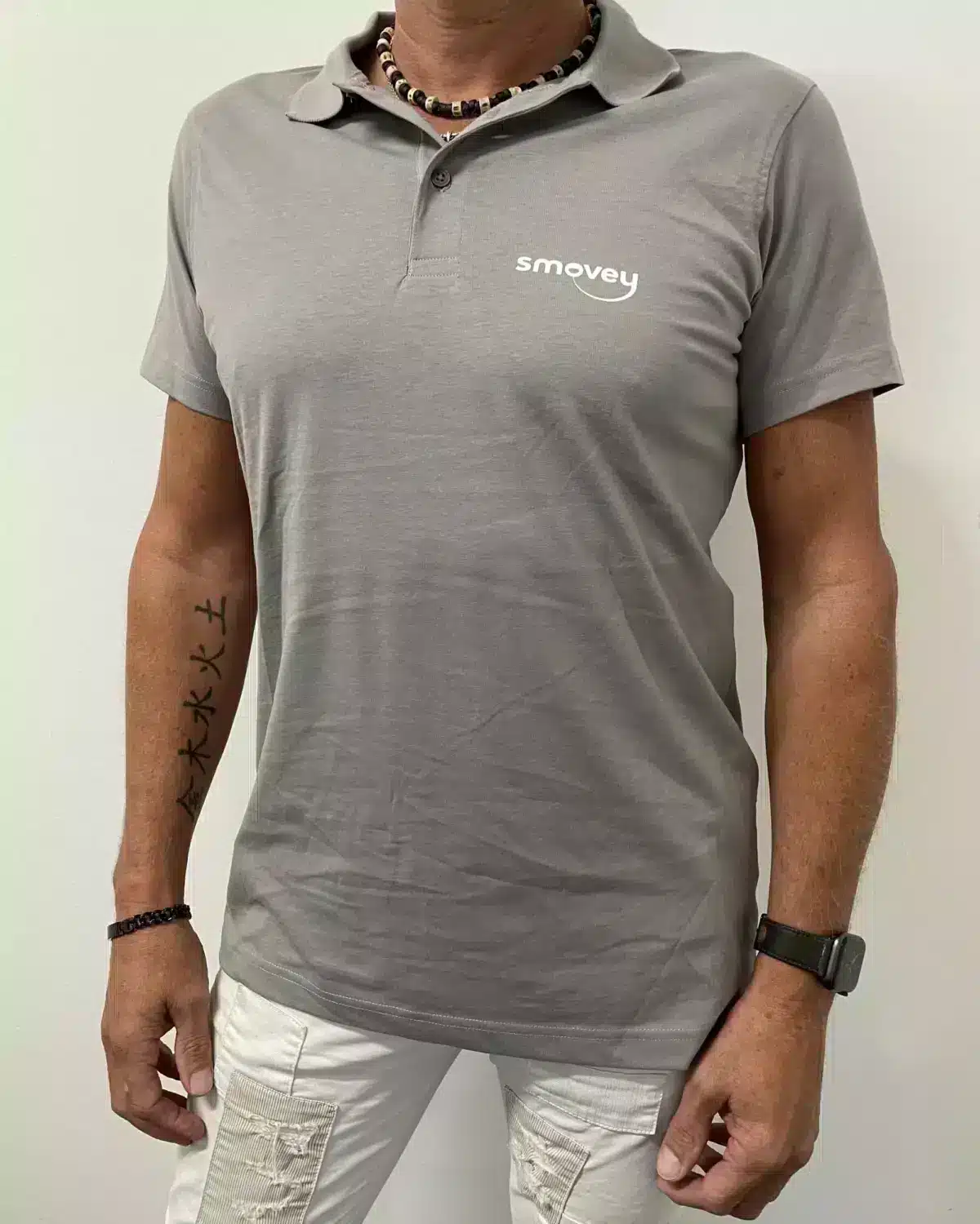 smovey-poloshirt-herren-baumwolle-grau-jersey-logo image 2
