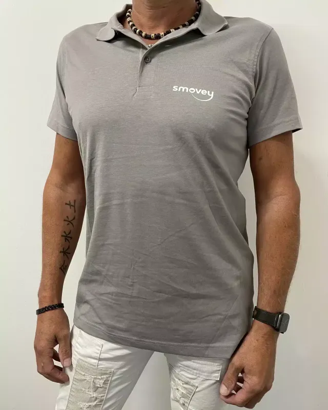 smovey-poloshirt-herren-baumwolle-grau-jersey-logo image 1